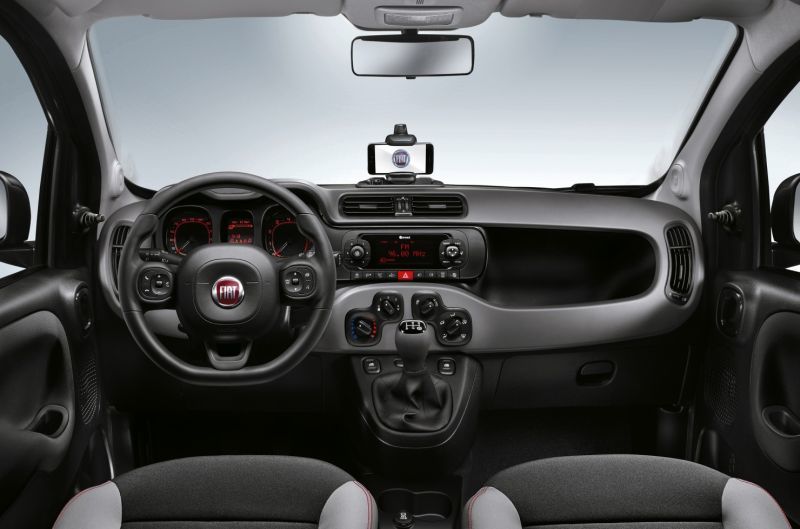 Interior Fiat Panda City Cross