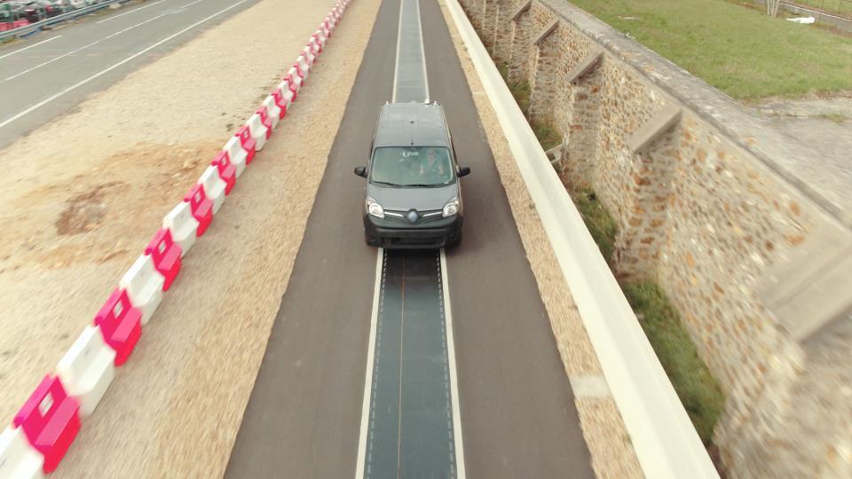 Renault trabaja en un proyecto de carga dinámica