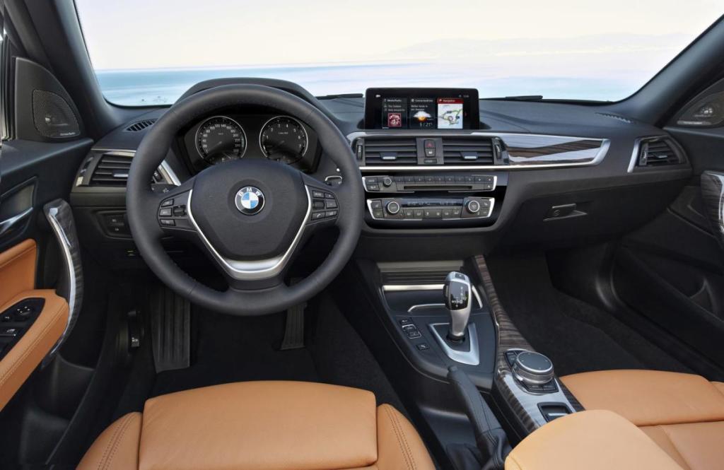 Interior BMW Serie 2 2017