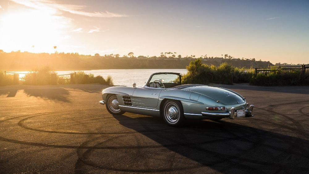 Trasera Mercedes-Benz 300 SL Roadster