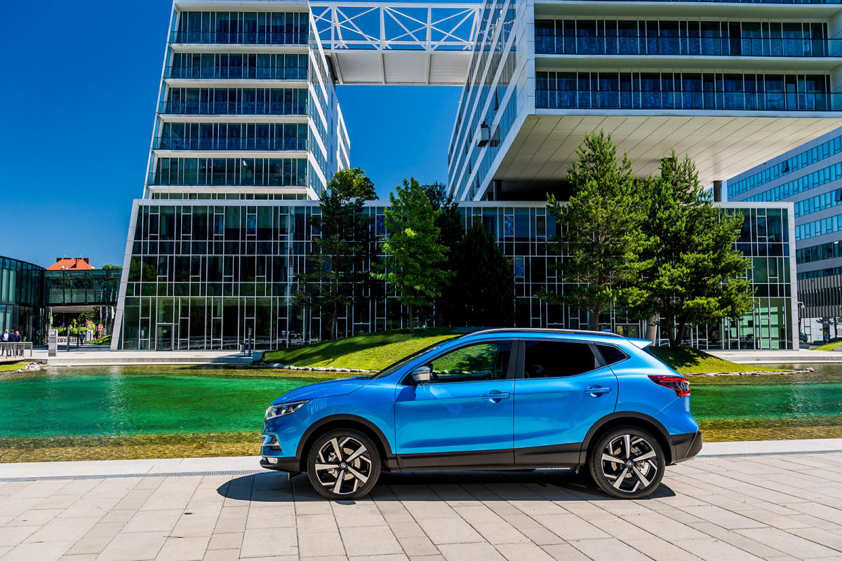 Nissan Qashqai 2018 lateral