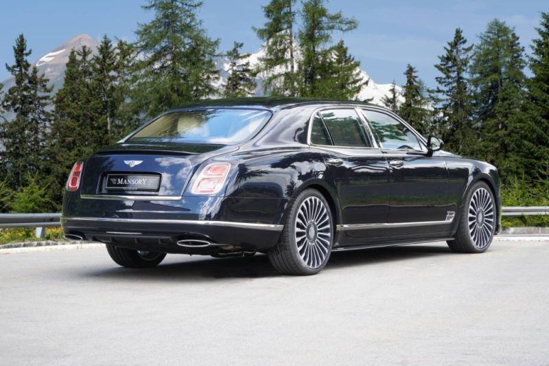 Trasera Bentley Mulsanne preparado por Mansory