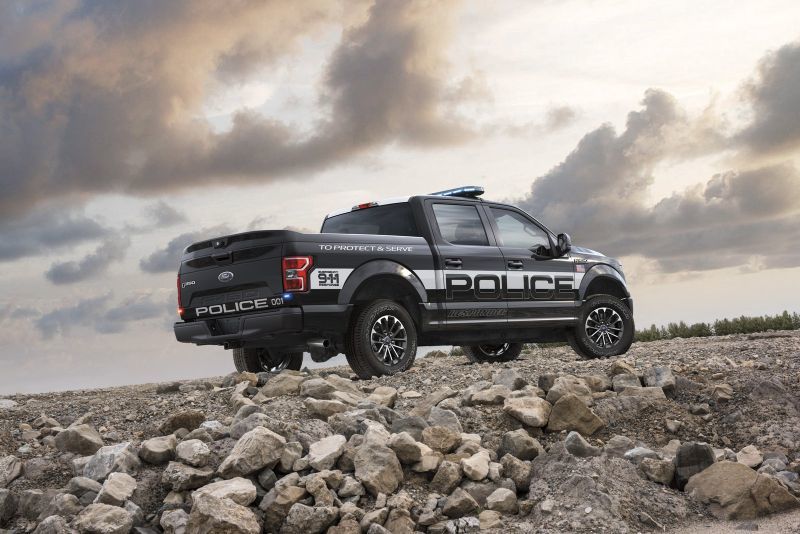 Trasera Ford F-150 Police Responder