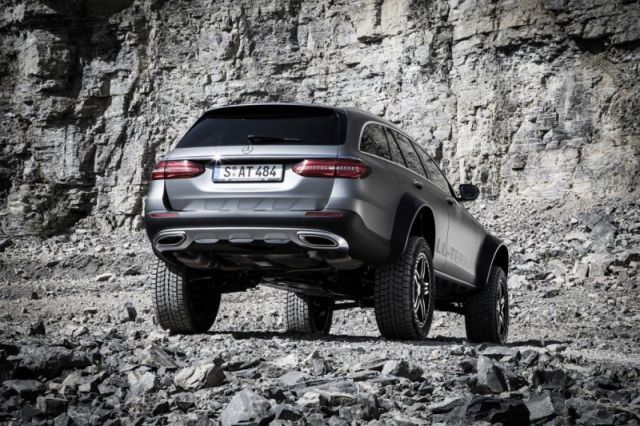 Trasera Mercedes-Benz Clase E All Terrain 4x42