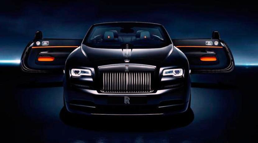 Frontal Rolls-Royce Dawn Black Badge