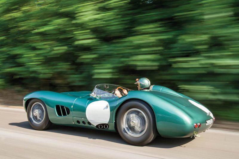 Trasera del Aston Martin DBR1