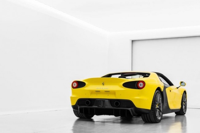 Trasera Ferrari Sergio