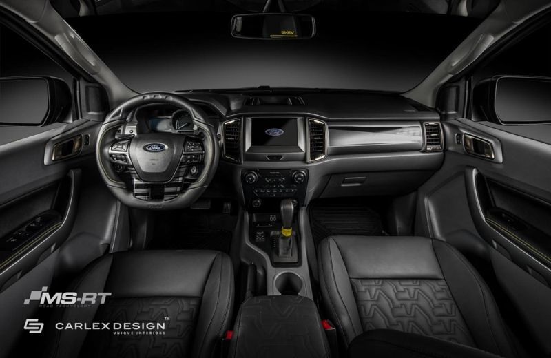 Interior del Ford Ranger preparado por Valentino Rossi, Carlex Design y MS-RT