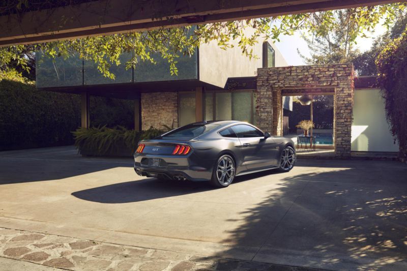 Trasera Ford Mustang 2018