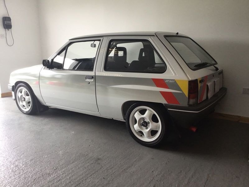 Trasera Vauxhall Corsa Nova Sport