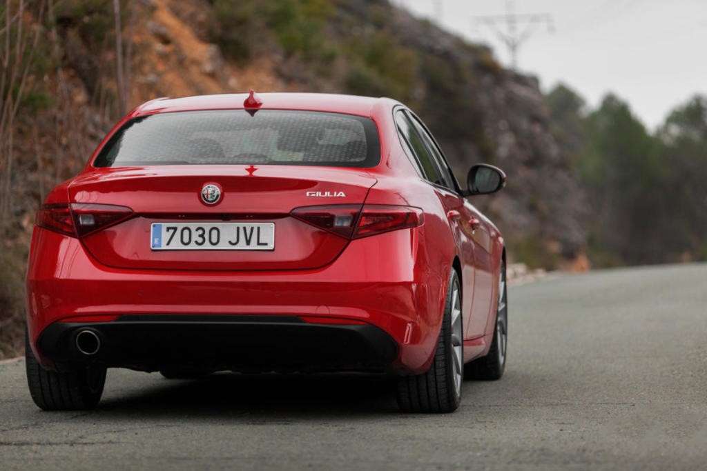 Trasera Alfa Romeo Giulia