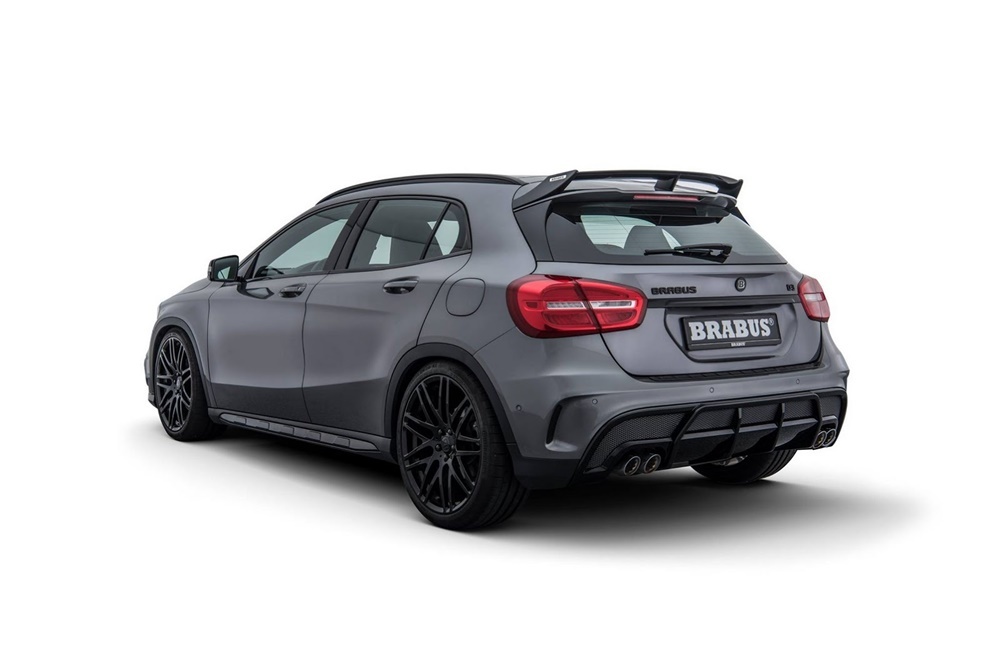 Trasera del Mercedes-Benz GLA 220 CDI preparado por Brabus