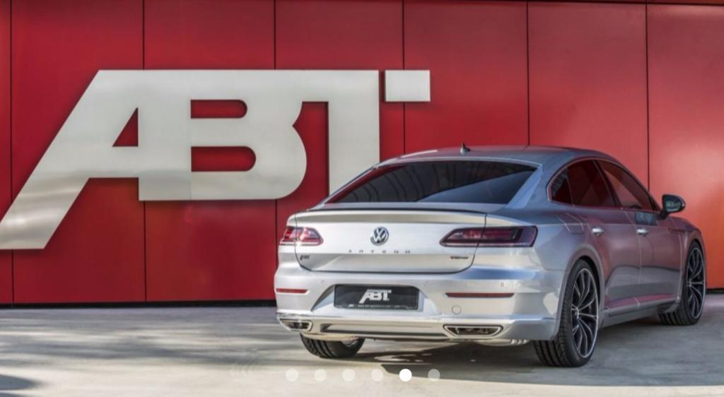 Trasera del Volkswagen Arteon preparado por ABT