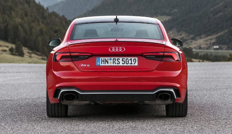 Trasera del Audi RS 5 Coupé Carbon Edition