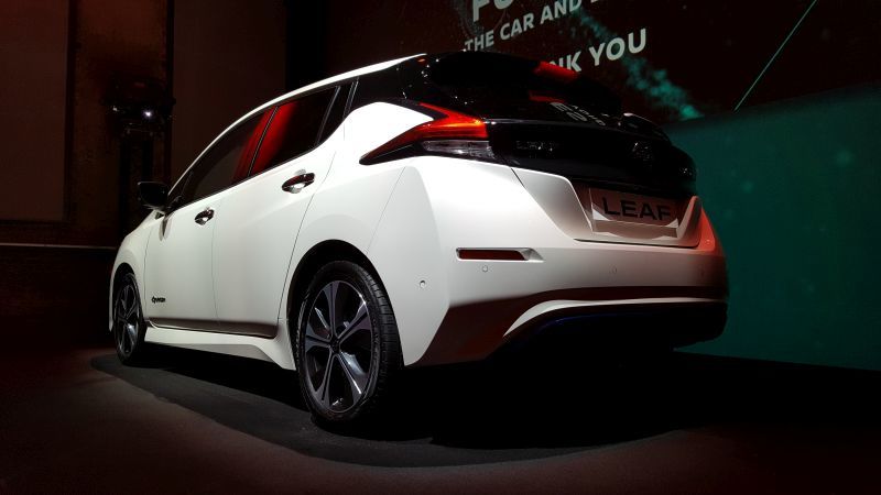 Trasera Nissan Leaf 2018