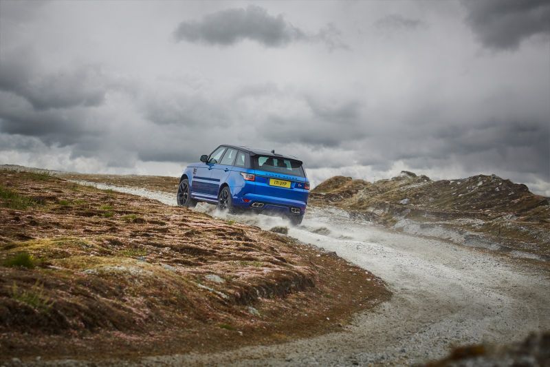 Trasera Land Rover Range Rover Sport SVR 2018