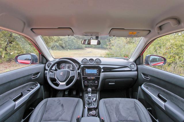 Interior de Suzuki Vitara