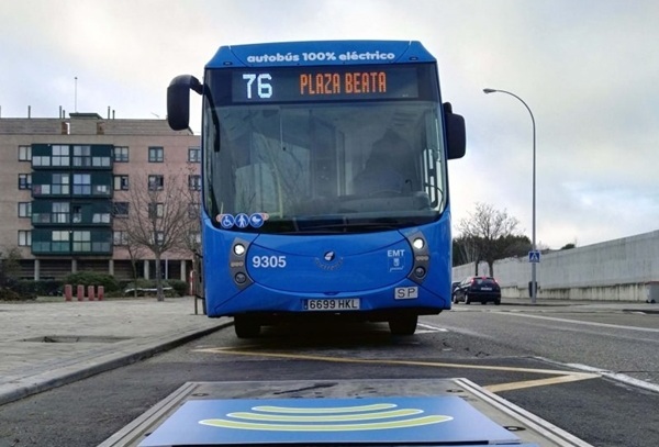 Autobús eléctrico inducción