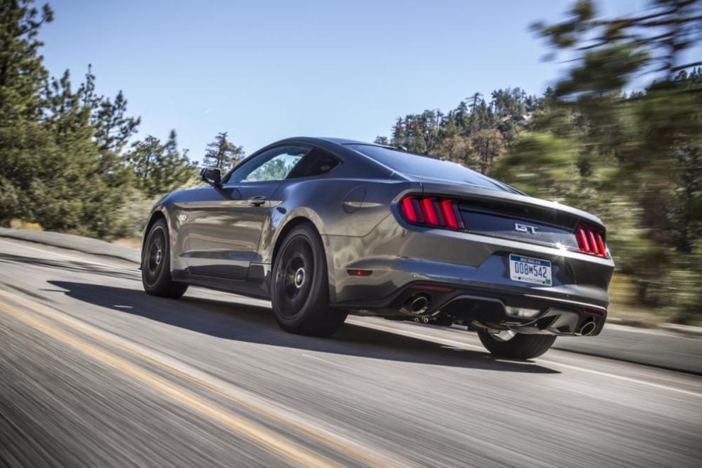 Trasera del Ford Mustang