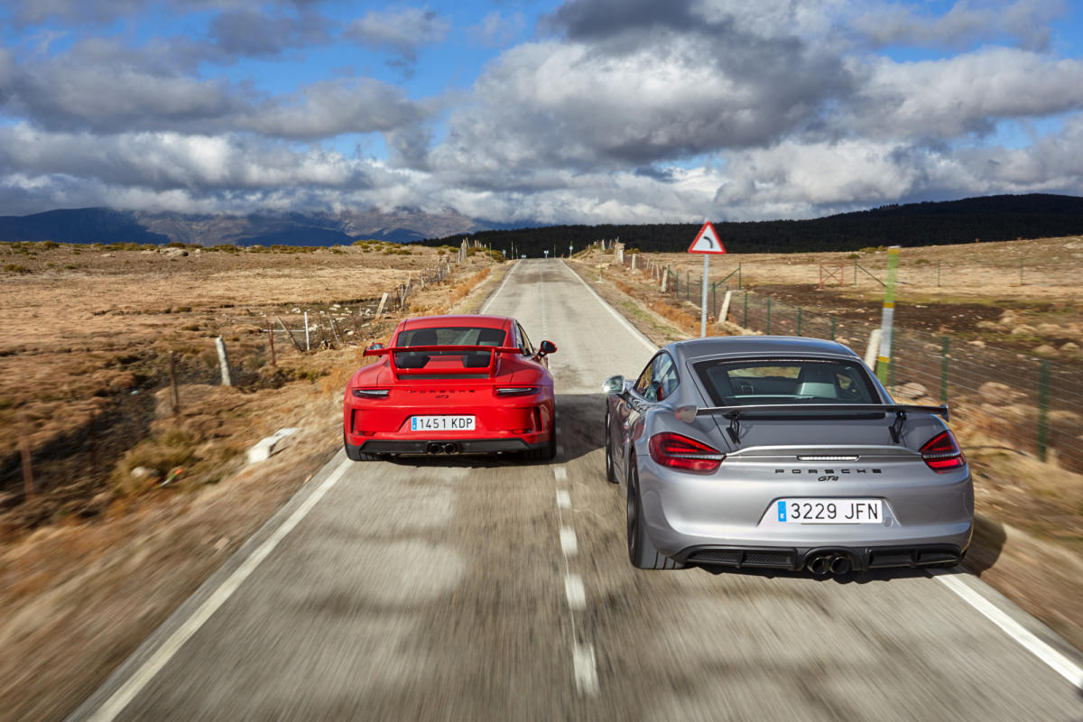 comparativa porsche 911 GT3 vs Porsche Cayman GT4