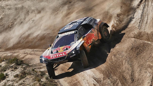 Fotos de la victoria de Carlos Sainz y Lucas Cruz en el Dakar 2018