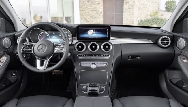 Interior del Mercedes-Benz Clase C 2018