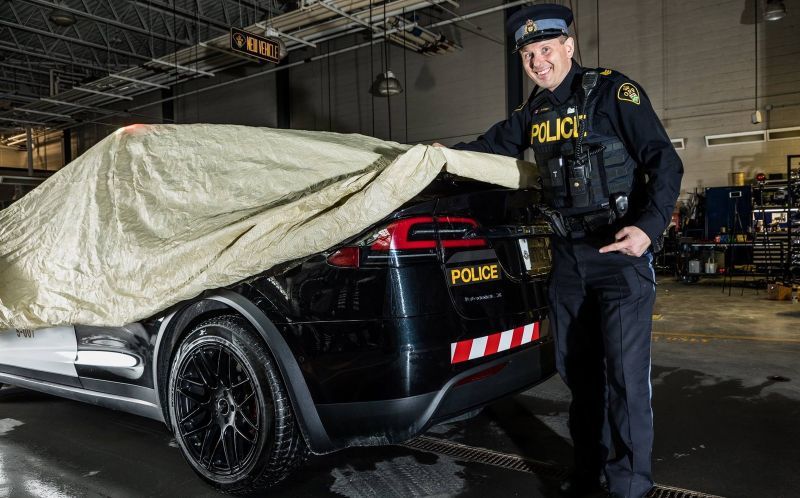 Tesla Model X de la policía de Ontario