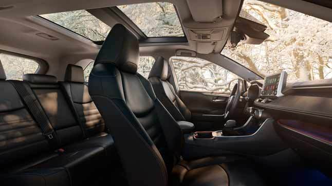 Toyota RAV4 2019 interior