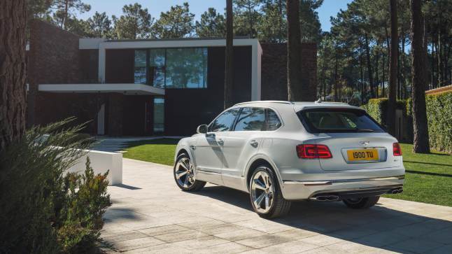 Bentley Bentayga Hybrid frontal