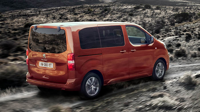 Peugeot traveller, accion