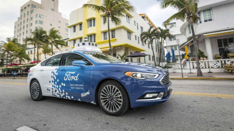 Ford autónomo repartidor pizza
