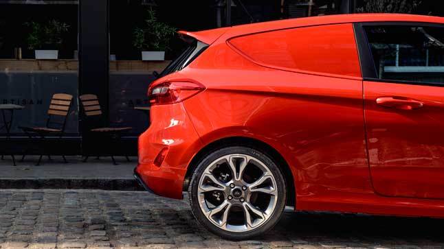 Ford Fiesta Van detalle