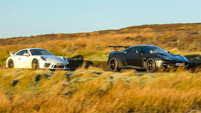 Porsche 911 GT3 frente a Lotus Evora GT430