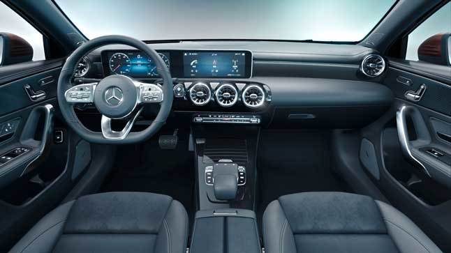 Interior-mercedes-clase-a-sedan