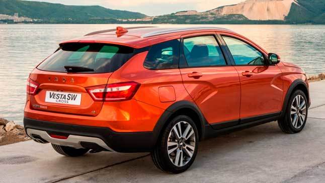 lada-vesta-sw-cross-trasera