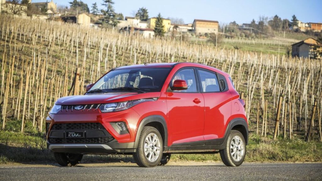 Mahindra KUV100 NXT