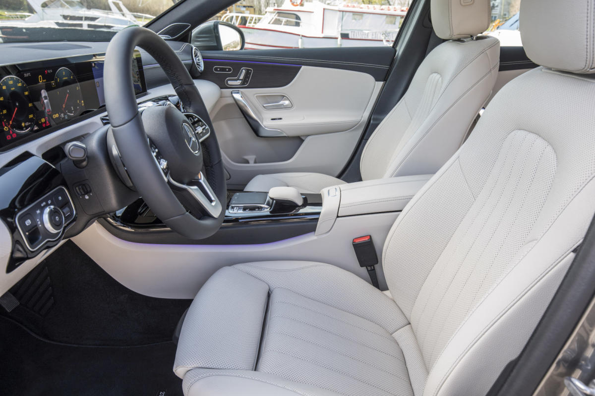Mercedes Clase A 2018 asientos