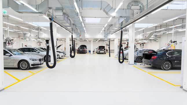 Campus de Conducción Autónoma parking