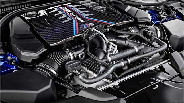 BMW M5 Competition Cubierta