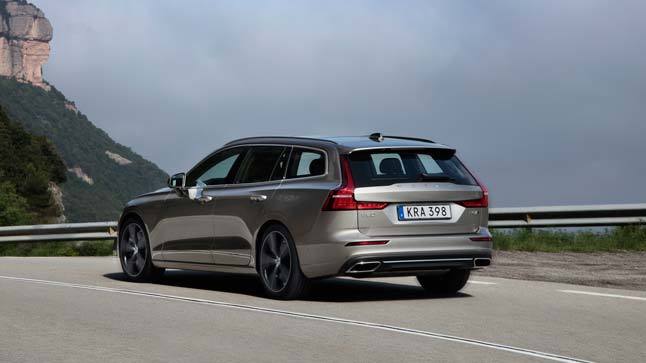 Volvo V60 trasera