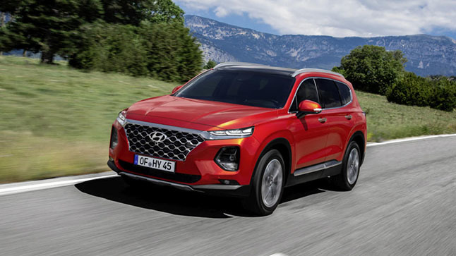 Hyundai Santa Fe 2019 extrerior accion