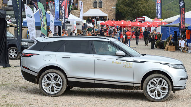 Land Rover Party