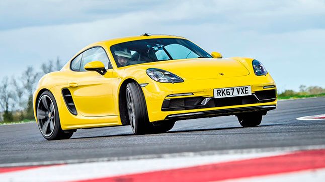Comparativa: Alpine A110, Porsche Cayman S y Audi TT RS