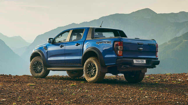 Ford Ranger Raptor trasera