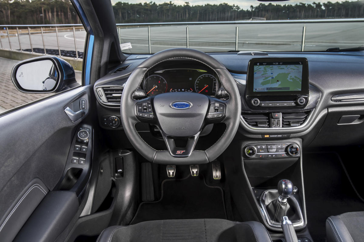 Ford Fiesta ST 2018 interior