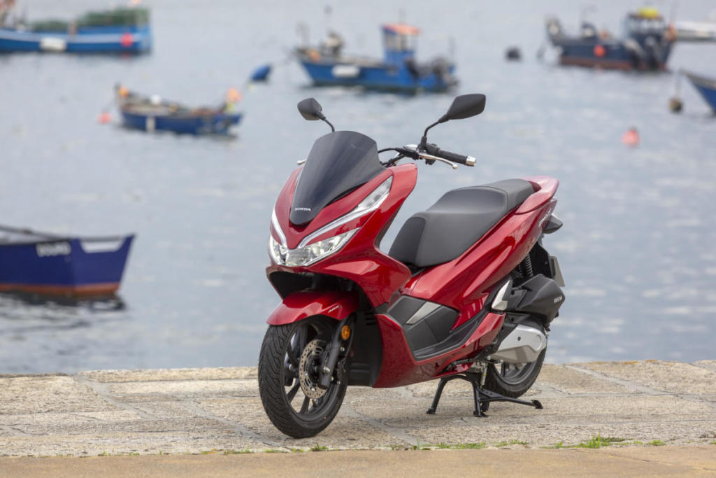 Los scooters 125 más recomendables para conducir con el carnet de coche