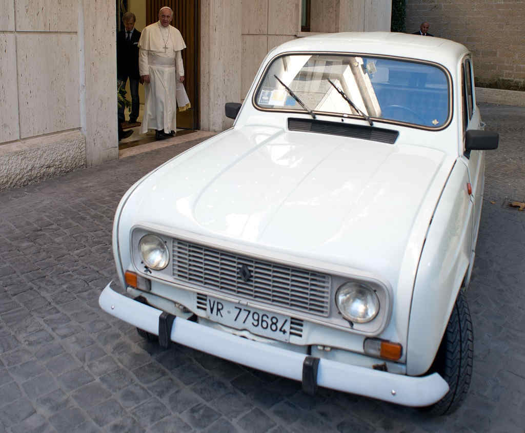 Renault 4 del Papa Francisco