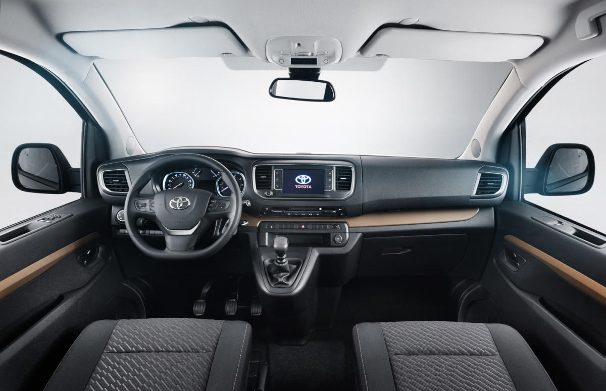 Toyota Proace 2019 interior