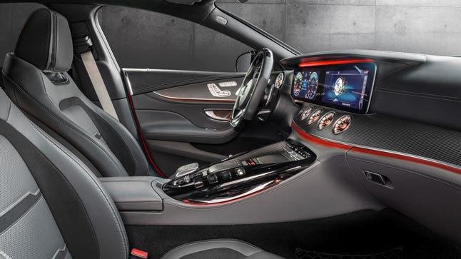Mercedes-AMG GT 43 interior