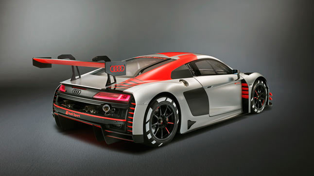 Audi R8 LMS GTR trasera